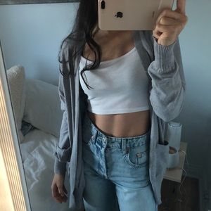 I’m selling because I have too much clothes